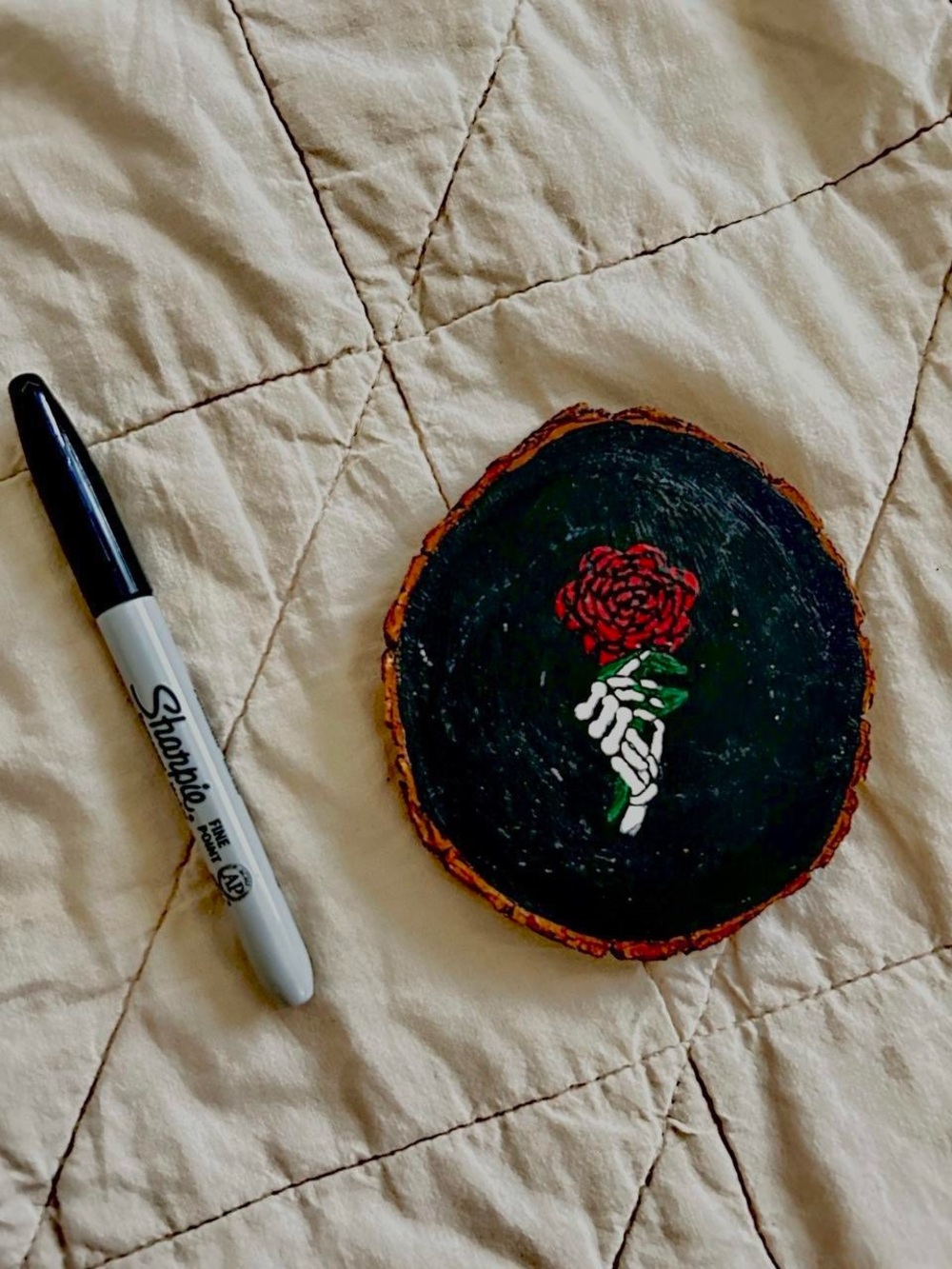 Hand-Painted Black Wood Slice Wall Art with Red Rose